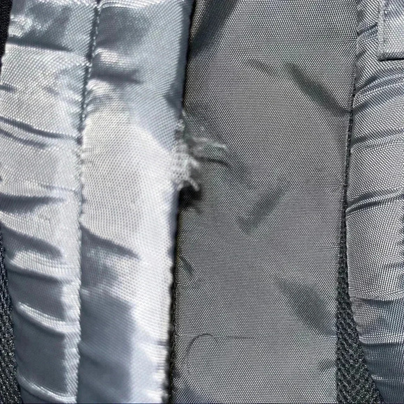 COLUMBIA BACK PACK - Picture 5 of 7